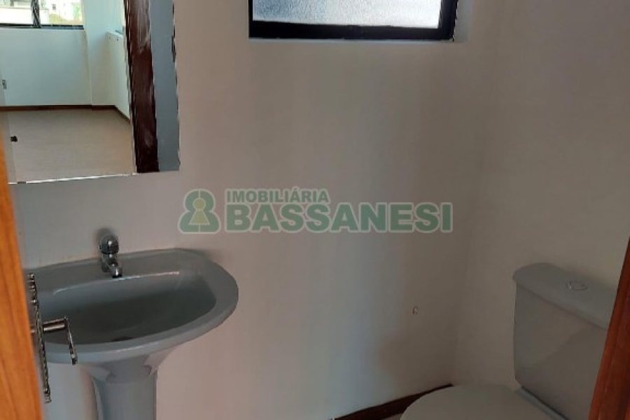 Sala com 59m², no bairro Centro em Caxias do Sul para Comprar