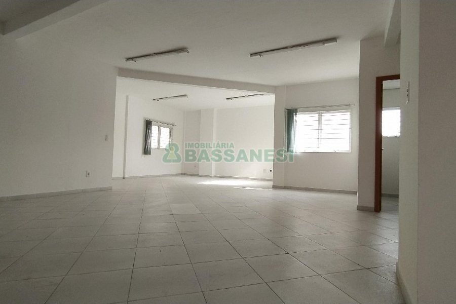 Loja com 405m², no bairro Centro em Caxias do Sul para Alugar