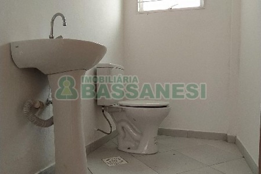 Loja com 405m², no bairro Centro em Caxias do Sul para Alugar