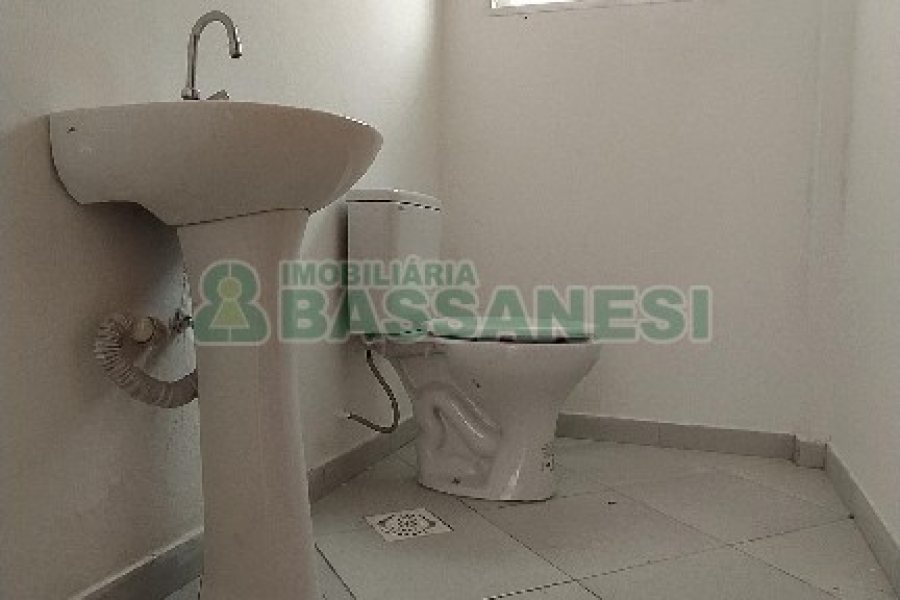 Loja com 405m², no bairro Centro em Caxias do Sul para Alugar