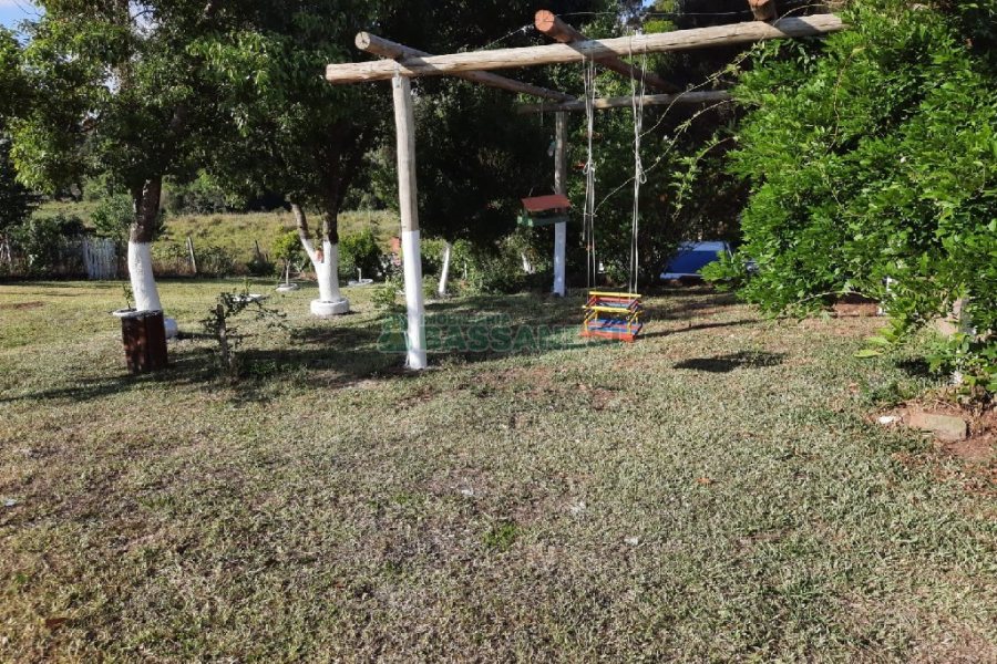 Chácara com 180m², 4 dormitórios, 2 vagas, no bairro Apanhador em Caxias do Sul para Comprar