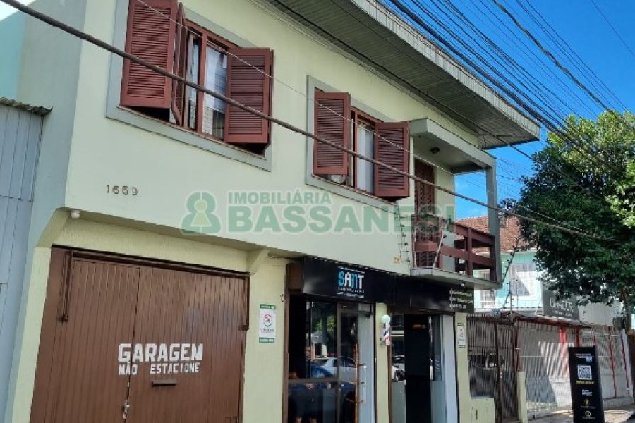 Predio com 390m², no bairro Centro em Caxias do Sul para Comprar