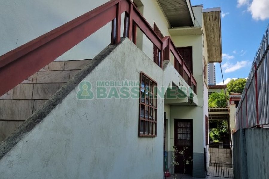 Predio com 390m², no bairro Centro em Caxias do Sul para Comprar