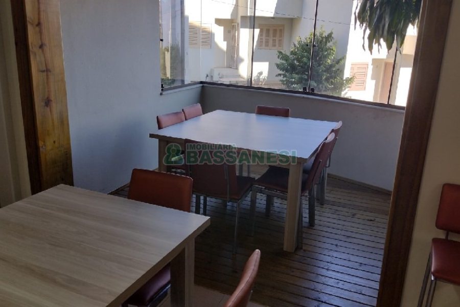 Apartamento com 113m², 3 dormitórios, 2 vagas, no bairro Cristo Redentor em Caxias do Sul para Comprar