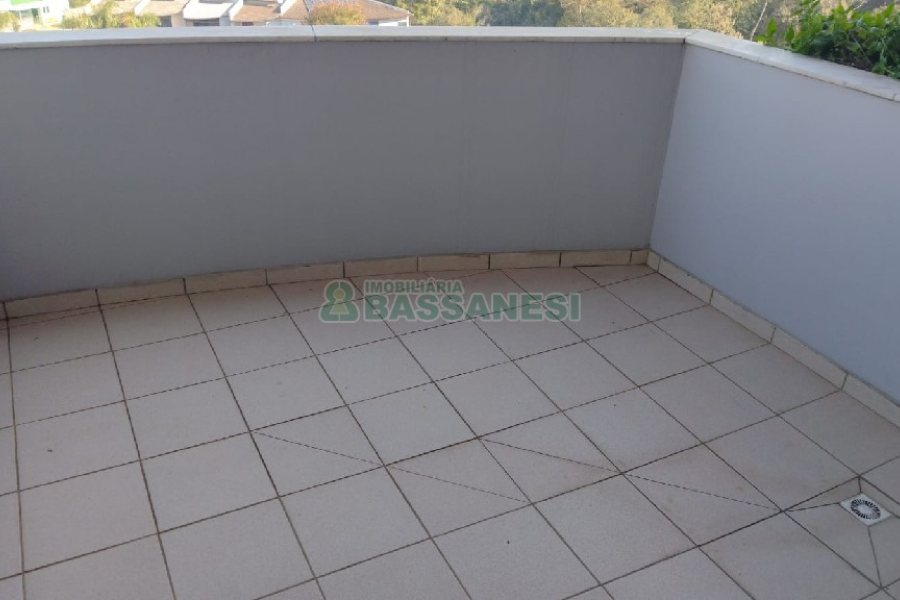 Apartamento com 113m², 3 dormitórios, 2 vagas, no bairro Cristo Redentor em Caxias do Sul para Comprar