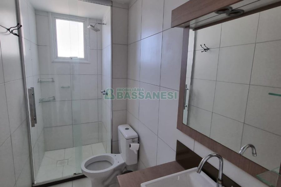 Apartamento com 80m², 2 dormitórios, 1 vaga, no bairro De Lazzer em Caxias do Sul para Comprar