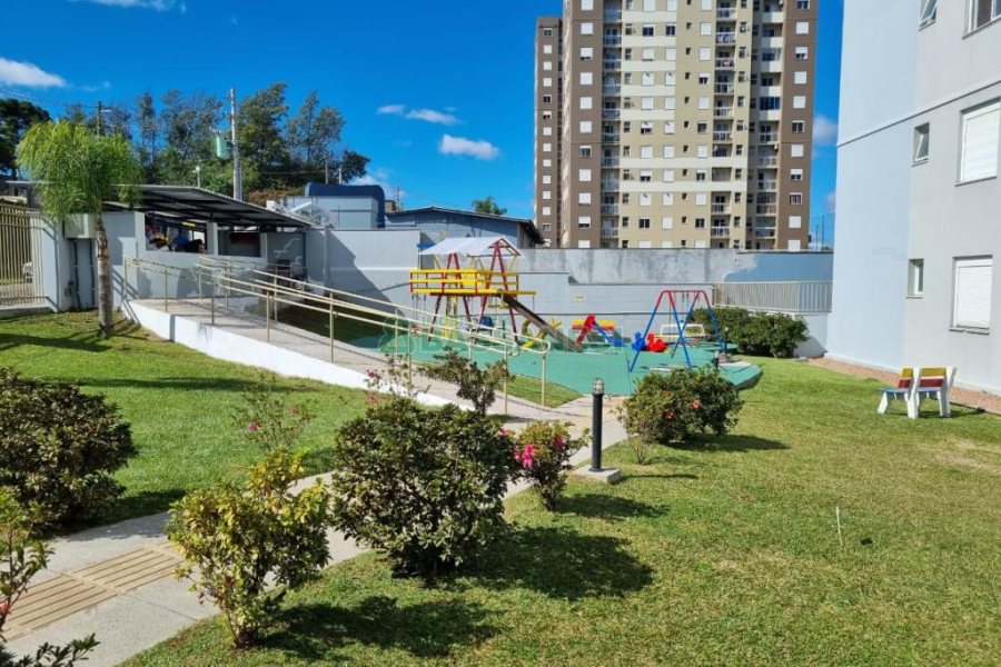 Apartamento com 80m², 2 dormitórios, 1 vaga, no bairro De Lazzer em Caxias do Sul para Comprar