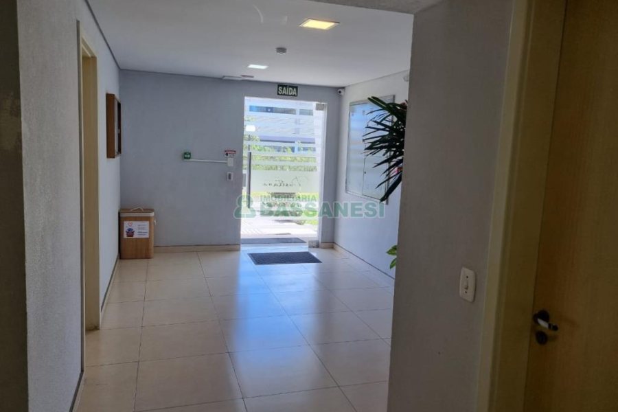 Apartamento com 80m², 2 dormitórios, 1 vaga, no bairro De Lazzer em Caxias do Sul para Comprar