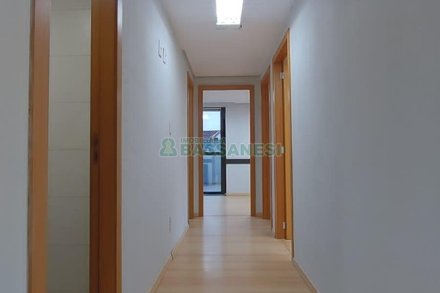 Sala com 183m², no bairro São Pelegrino em Caxias do Sul para Comprar