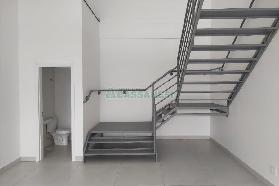 Loja com 100m², no bairro Rio Branco em Caxias do Sul para Alugar