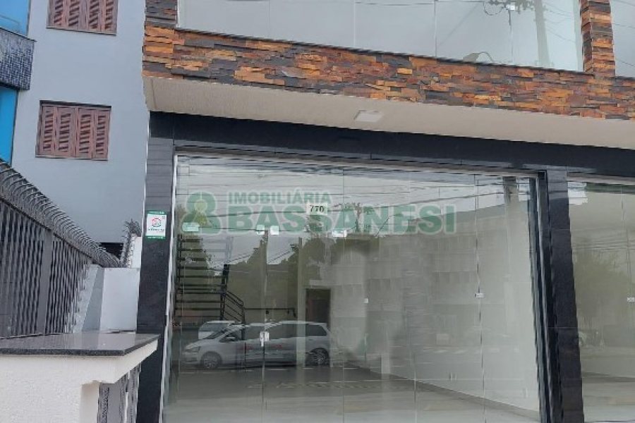Loja com 100m², 1 vaga, no bairro Rio Branco em Caxias do Sul para Alugar