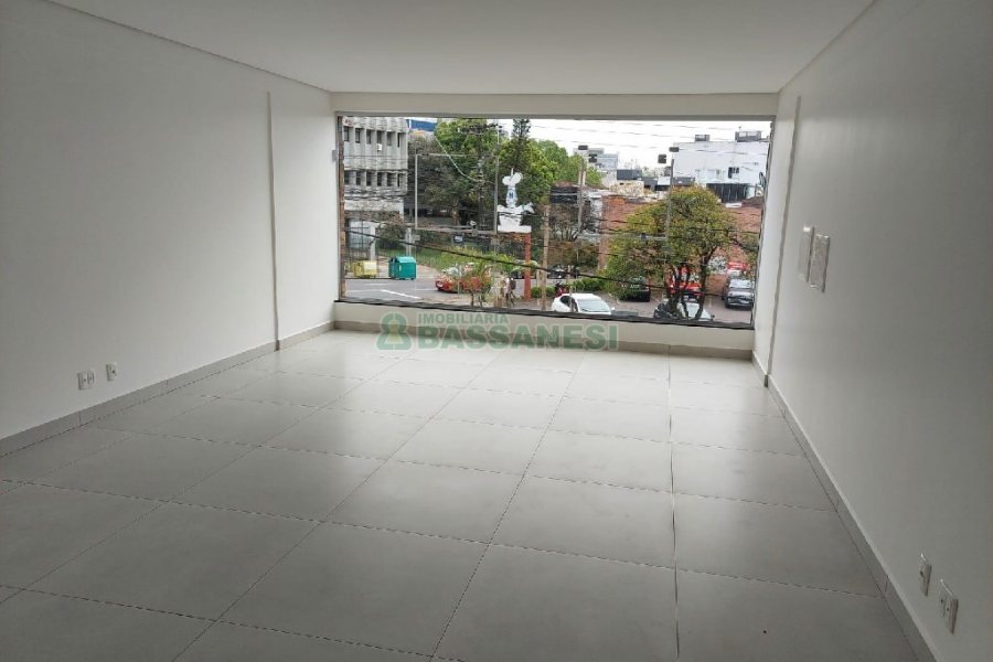 Loja com 100m², 1 vaga, no bairro Rio Branco em Caxias do Sul para Alugar