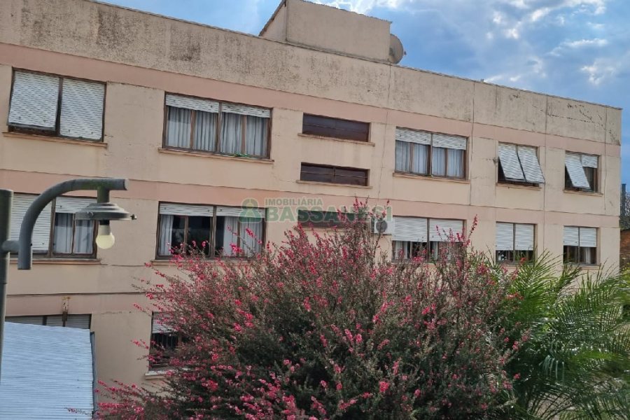 Apto Mobiliado com 269m², 4 dormitórios, 2 vagas, no bairro São Pelegrino em Caxias do Sul para Alugar