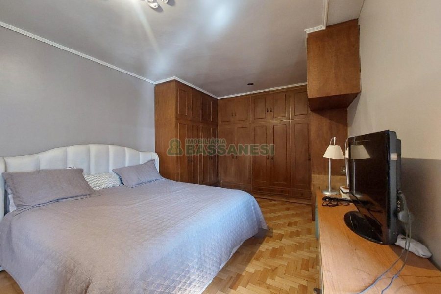 Apto Mobiliado com 269m², 4 dormitórios, 2 vagas, no bairro São Pelegrino em Caxias do Sul para Alugar