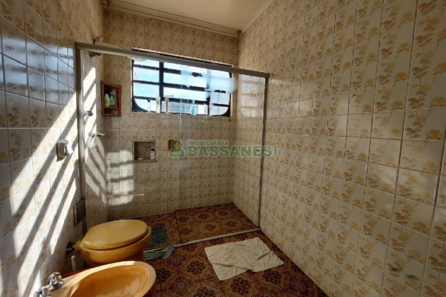 Apto Mobiliado com 269m², 4 dormitórios, 2 vagas, no bairro São Pelegrino em Caxias do Sul para Alugar