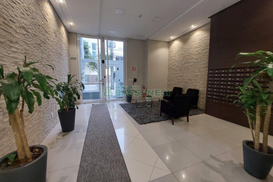 Apto Mobiliado com 53m², 1 dormitório, 1 vaga, no bairro Centro em Caxias do Sul para Alugar