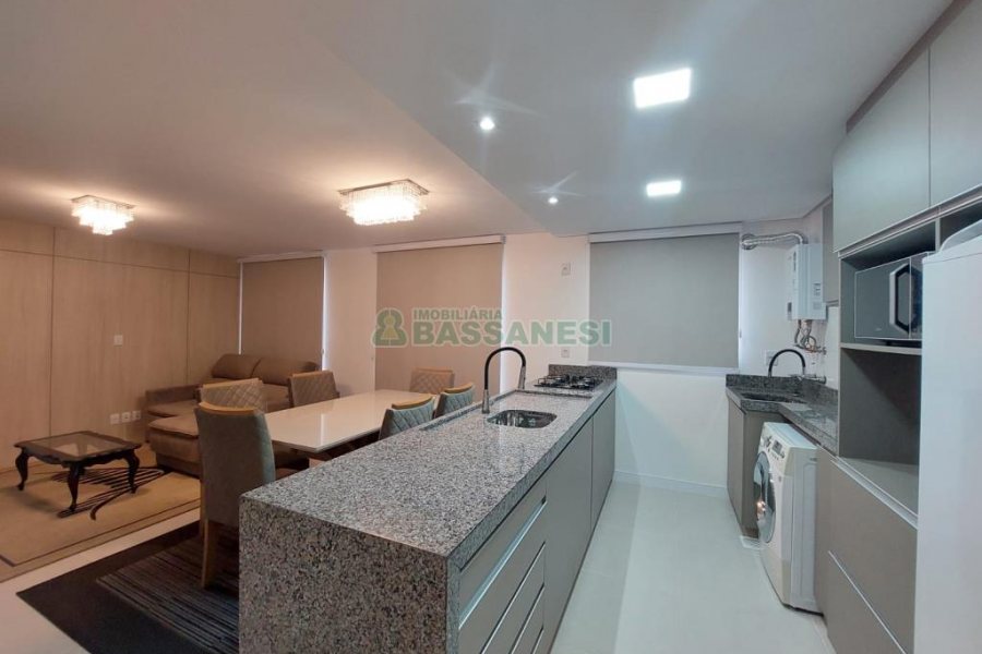 Apto Mobiliado com 53m², 1 dormitório, 1 vaga, no bairro Centro em Caxias do Sul para Alugar