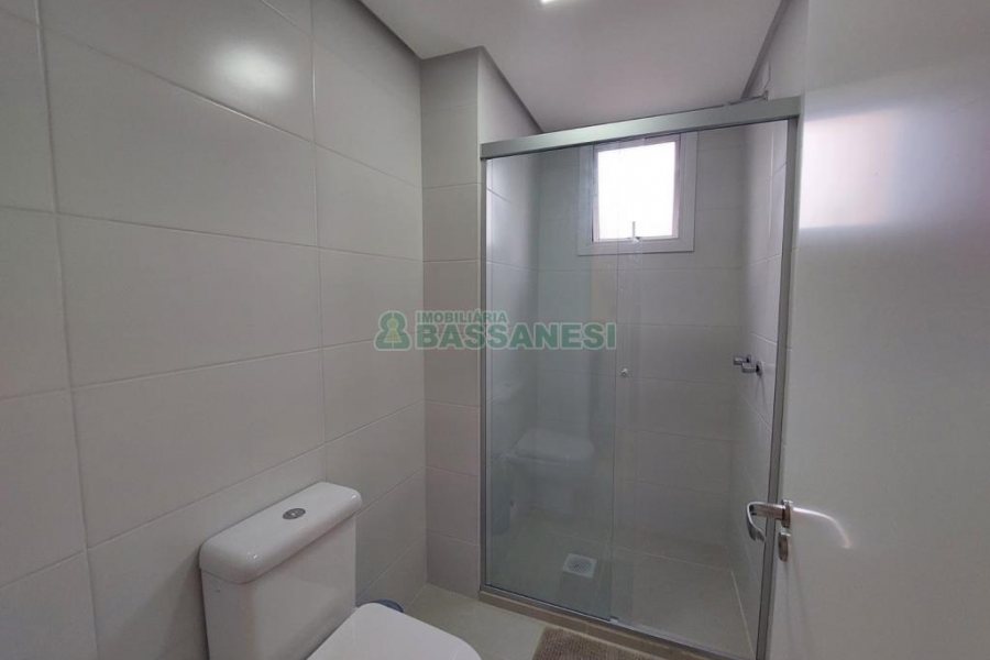 Apto Mobiliado com 53m², 1 dormitório, 1 vaga, no bairro Centro em Caxias do Sul para Alugar