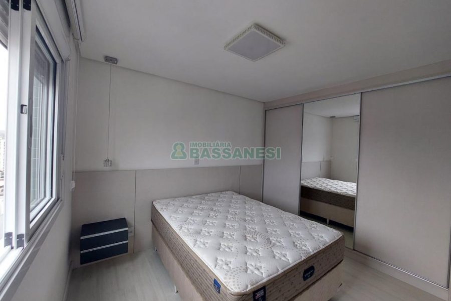 Apto Mobiliado com 53m², 1 dormitório, 1 vaga, no bairro Centro em Caxias do Sul para Alugar