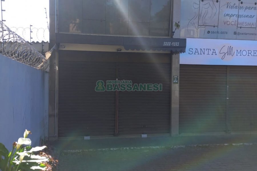 Loja com 54m², no bairro Sagrada Família em Caxias do Sul para Comprar