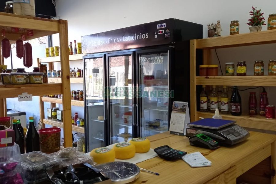 Loja com 54m², no bairro Sagrada Família em Caxias do Sul para Comprar