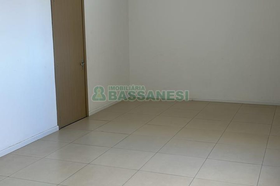 Sala com 280m², no bairro Centro em Caxias do Sul para Alugar