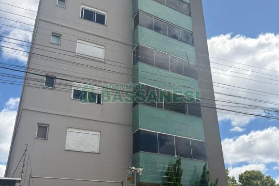 Apto Mobiliado com 85m², 2 dormitórios, 2 vagas, no bairro Charqueadas em Caxias do Sul para Alugar