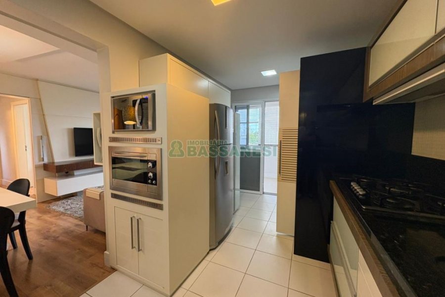 Apto Mobiliado com 85m², 2 dormitórios, 2 vagas, no bairro Charqueadas em Caxias do Sul para Alugar