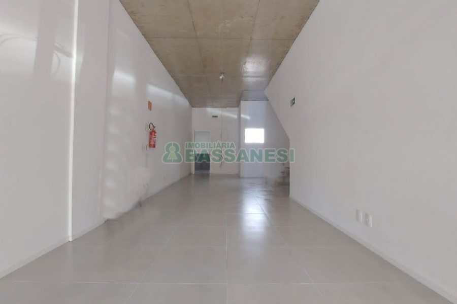Loja com 45m², no bairro Sagrada Família em Caxias do Sul para Comprar