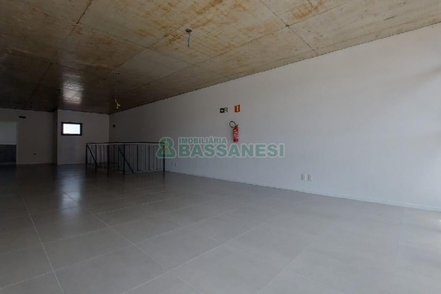 Sobreloja com 79m², no bairro Sagrada Família em Caxias do Sul para Comprar