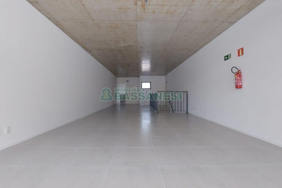 Sobreloja com 79m², no bairro Sagrada Família em Caxias do Sul para Comprar