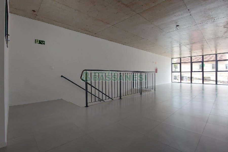 Sobreloja com 79m², no bairro Sagrada Família em Caxias do Sul para Comprar