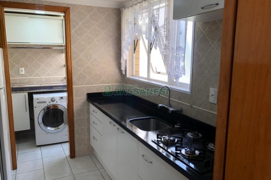 Apartamento com 69m², 2 dormitórios, no bairro Interlagos em Caxias do Sul para Alugar