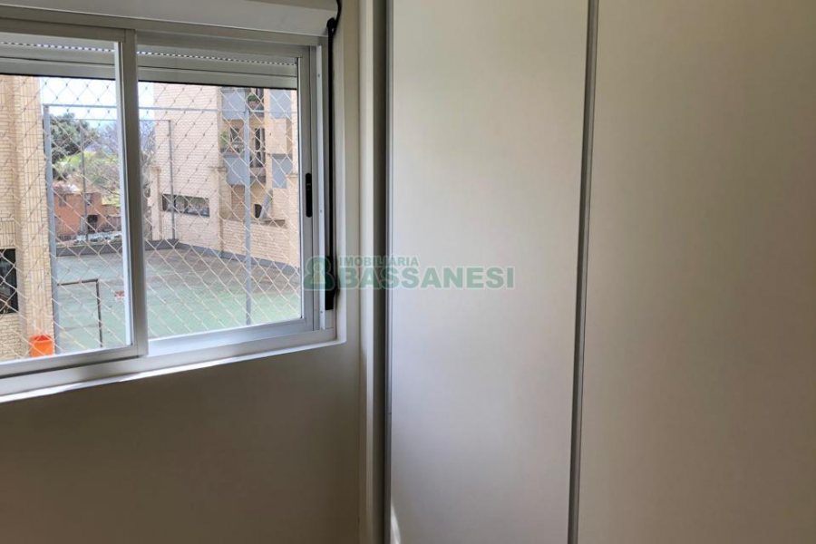 Apartamento com 69m², 2 dormitórios, no bairro Interlagos em Caxias do Sul para Alugar