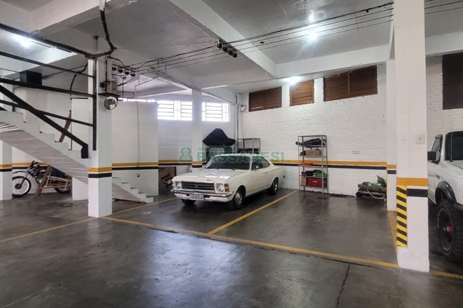 Apartamento com 164m², 4 dormitórios, 2 vagas, no bairro Pio X em Caxias do Sul para Comprar