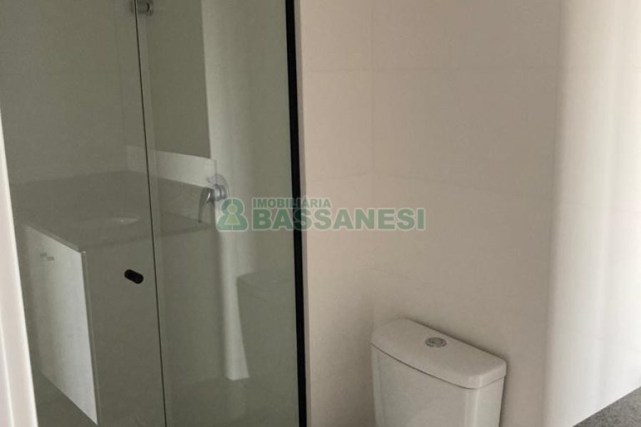 Apartamento com 65m², 2 dormitórios, 1 vaga, no bairro Panazzolo em Caxias do Sul para Alugar