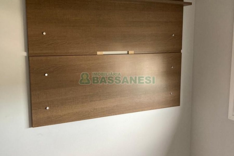 Apartamento com 65m², 2 dormitórios, 1 vaga, no bairro Panazzolo em Caxias do Sul para Alugar