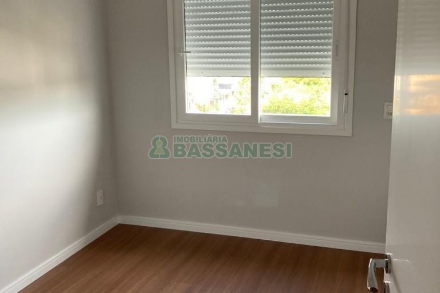Apartamento com 65m², 2 dormitórios, 1 vaga, no bairro Panazzolo em Caxias do Sul para Alugar