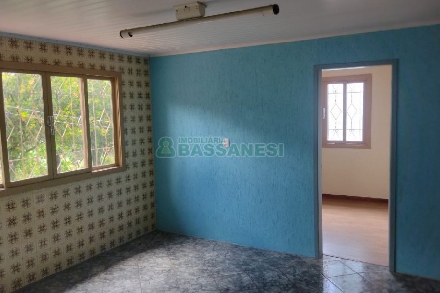 Casa com 115m², 3 dormitórios, 1 vaga, no bairro Desvio Rizzo em Caxias do Sul para Comprar