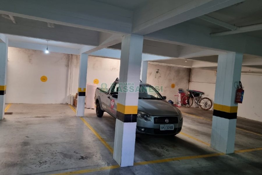 Apartamento com 110m², 3 dormitórios, 2 vagas, no bairro Universitário em Caxias do Sul para Comprar