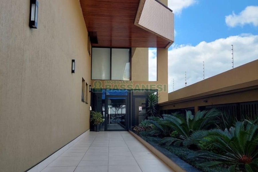 Apartamento com 230m², 2 dormitórios, 2 vagas, no bairro Lourdes em Caxias do Sul para Alugar ou Comprar