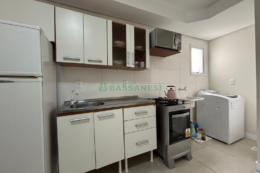 Apto Mobiliado com 52m², 2 dormitórios, 1 vaga, no bairro São Luiz em Caxias do Sul para Alugar