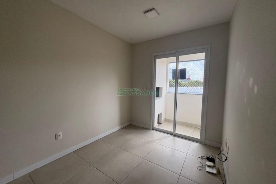 Apartamento com 52m², 2 dormitórios, 1 vaga, no bairro São Luiz em Caxias do Sul para Alugar
