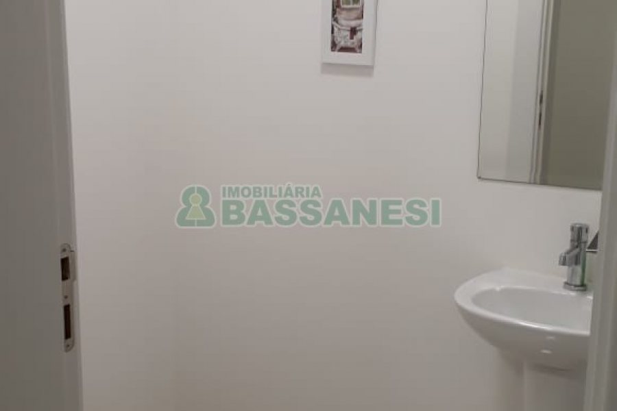 Sala com 40m², 1 vaga, no bairro Pio X em Caxias do Sul para Comprar