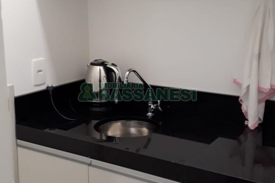 Sala com 40m², 1 vaga, no bairro Pio X em Caxias do Sul para Comprar