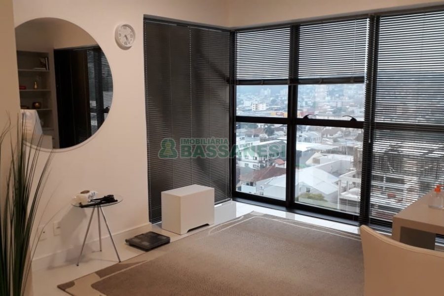 Sala com 40m², 1 vaga, no bairro Pio X em Caxias do Sul para Comprar