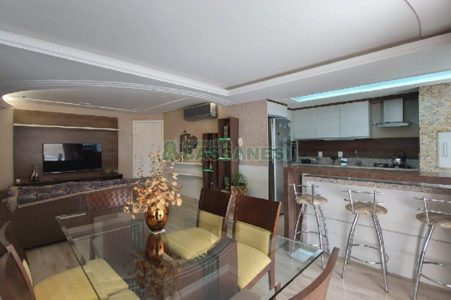 Apto Mobiliado com 277m², 2 dormitórios, 4 vagas, no bairro Jardim América em Caxias do Sul para Alugar ou Comprar