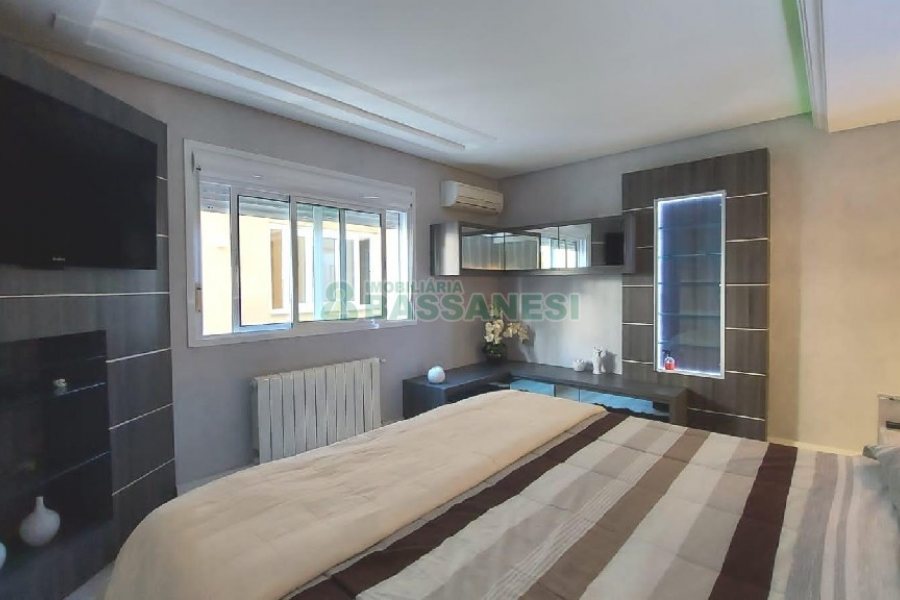 Apto Mobiliado com 277m², 2 dormitórios, 4 vagas, no bairro Jardim América em Caxias do Sul para Alugar ou Comprar