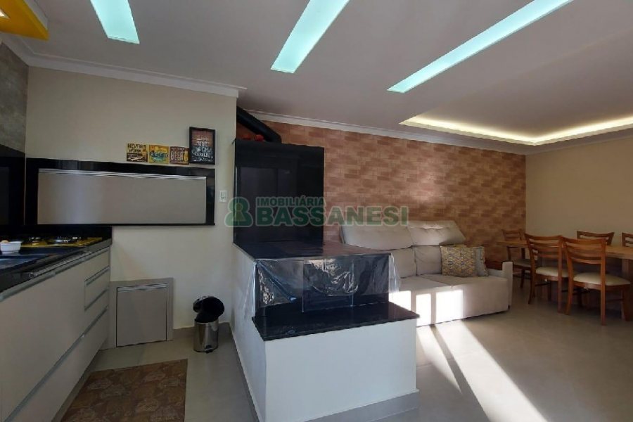 Apto Mobiliado com 277m², 2 dormitórios, 4 vagas, no bairro Jardim América em Caxias do Sul para Alugar ou Comprar