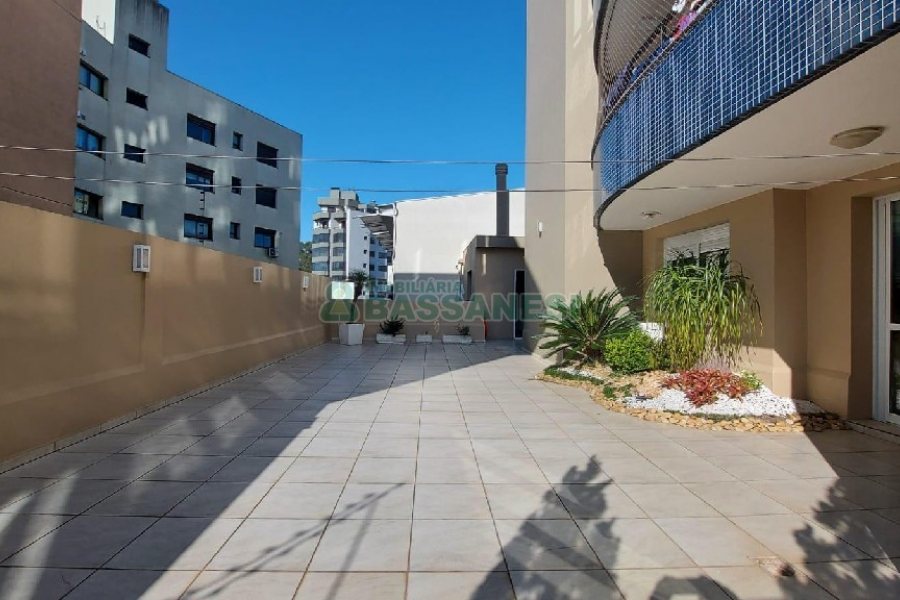 Apto Mobiliado com 277m², 2 dormitórios, 4 vagas, no bairro Jardim América em Caxias do Sul para Alugar ou Comprar